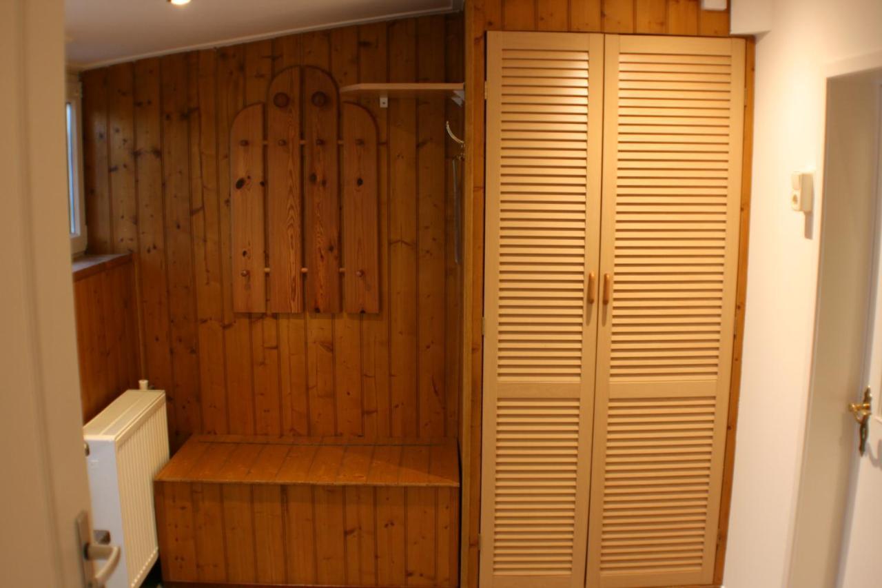 Schwone Diekhuusje - Vakantiewoning Aan De Noordzeekust Villa Schoondijke Bagian luar foto
